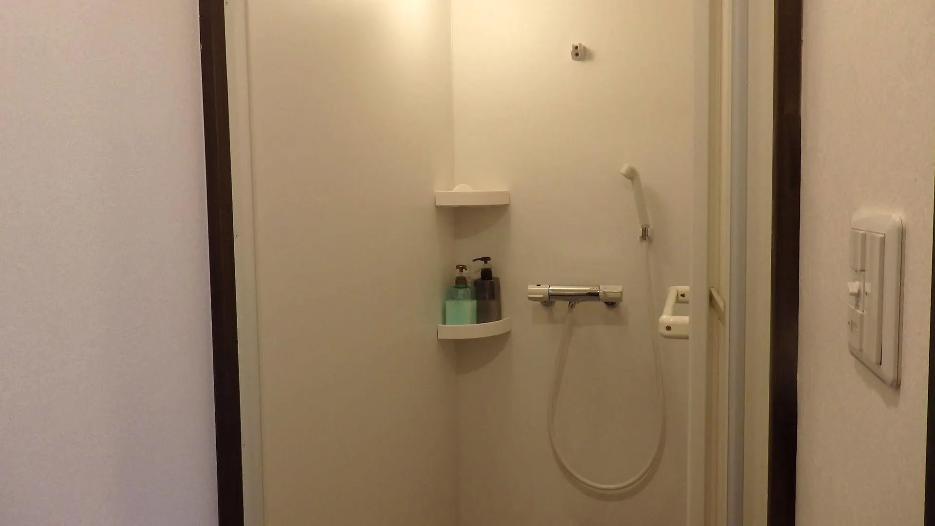Guesthouse Yahata Kyoto 2*,  Japan